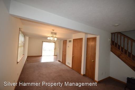 Building Photo - 3 br, 1.5 bath House - 679 Wood Street