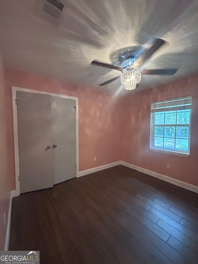 Foto del edificio - 182 Woodhaven Dr