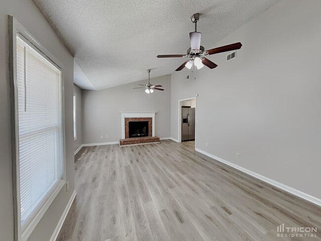 Building Photo - 13 Sutters Mill Ct