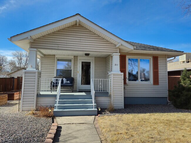 Foto del edificio - 211 S 6th Ave