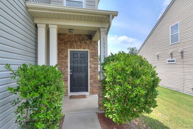Foto del edificio - Beautiful 3 Bedroom 2.5 Bathroom Home in M...
