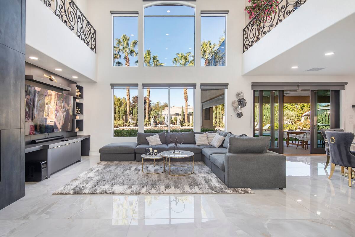 Foto principal - 1372 Peninsula Point Ave