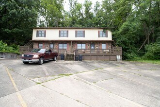 Building Photo - 1813 Sunrise Dr