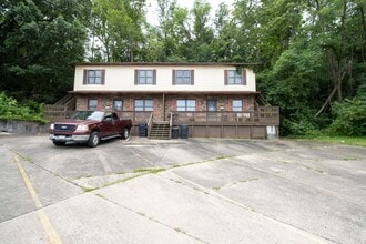 Building Photo - 1813 Sunrise Dr