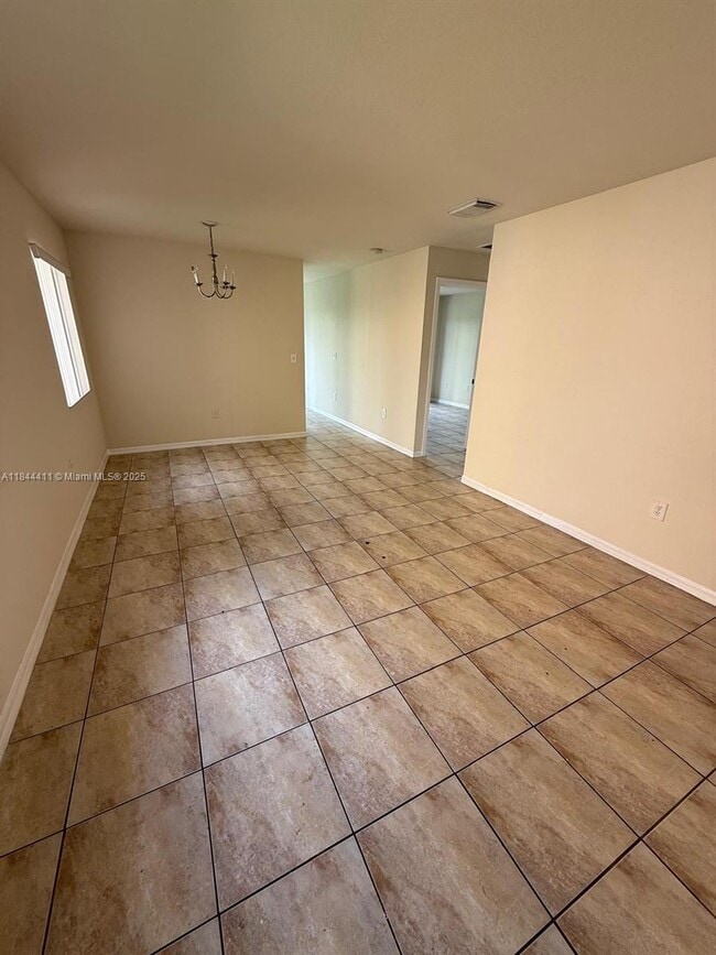 Foto del edificio - 13511 SW 262nd St