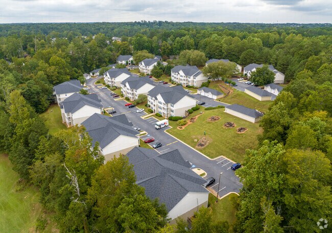 Foto aérea - Woodland Commons