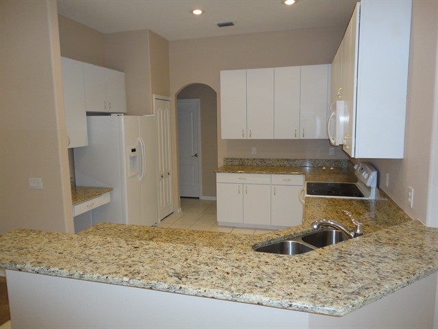 Building Photo - 4004 Water Park Court
