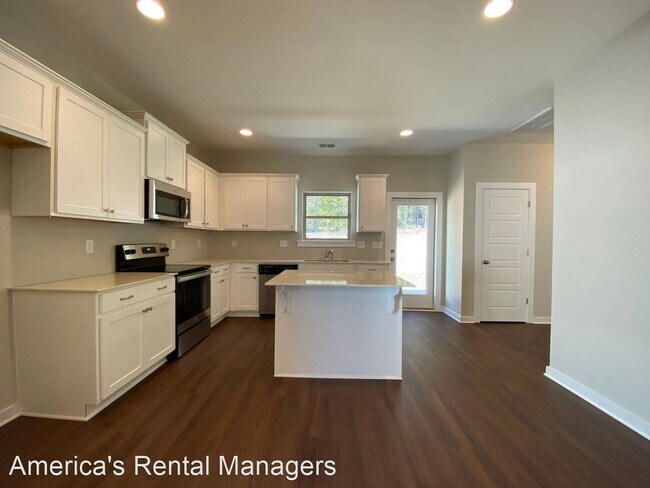 Foto del edificio - 4 br, 2.5 bath House - 7937 St. James Drive