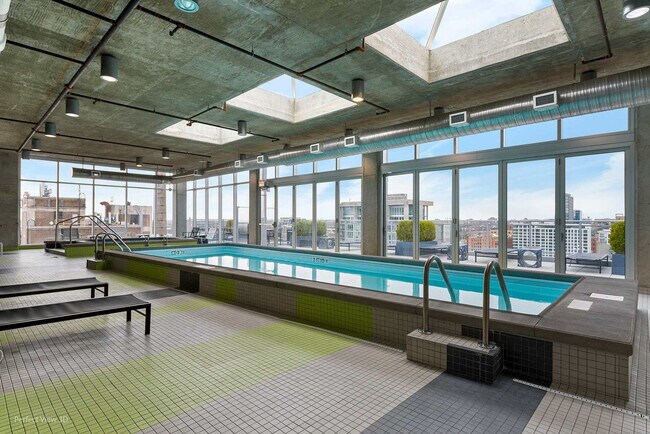 Foto del edificio - 601 W Jackson Blvd