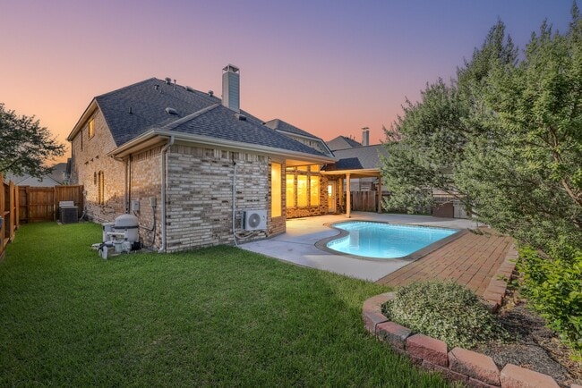 Building Photo - 2814 Keagan Falls Dr