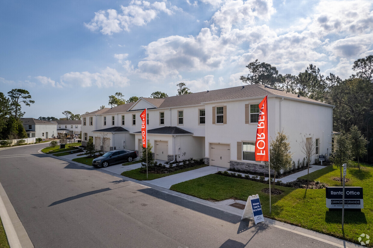 Primary Photo - Ormond Grande Townhomes