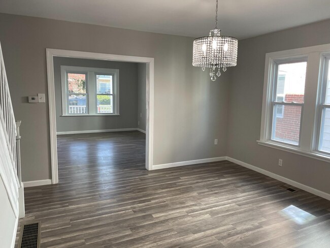 Building Photo - Renovated Home in Claymont