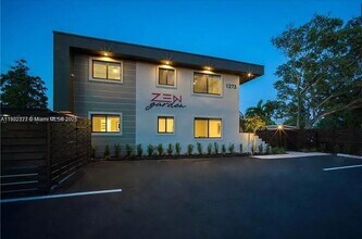 Building Photo - 1273 NE 38th St