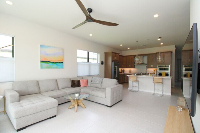 Foto del edificio - ***ANNUAL FURNISHED OR UNFURNISHED***AVAIL...