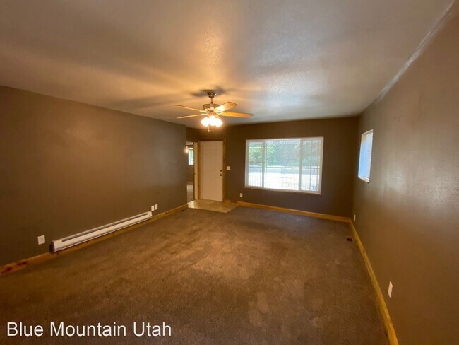 Foto del edificio - 2 br, 1 bath House - 536 Ogden Canyon