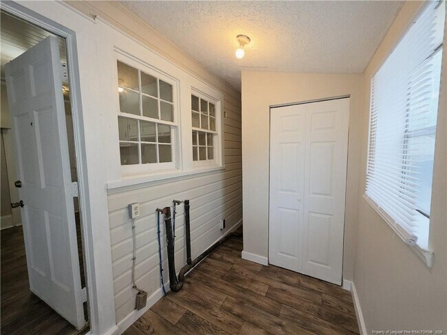 Foto del edificio - 200 Judd St