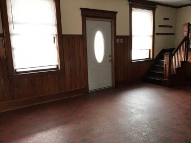 Foto del edificio - 115 N. Sanborn- 3 Bedroom House