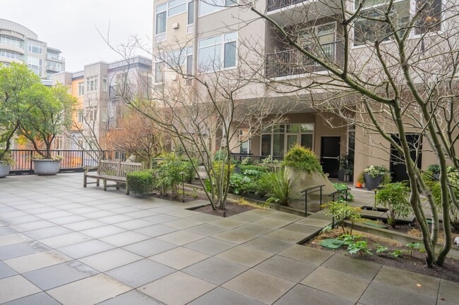 Building Photo - 2801 1st Ave