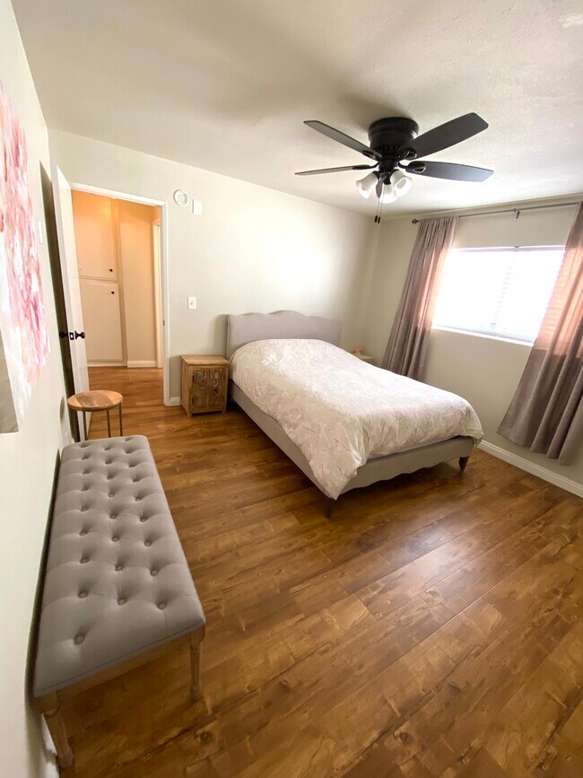 Foto del edificio - 4350 Berryman Ave