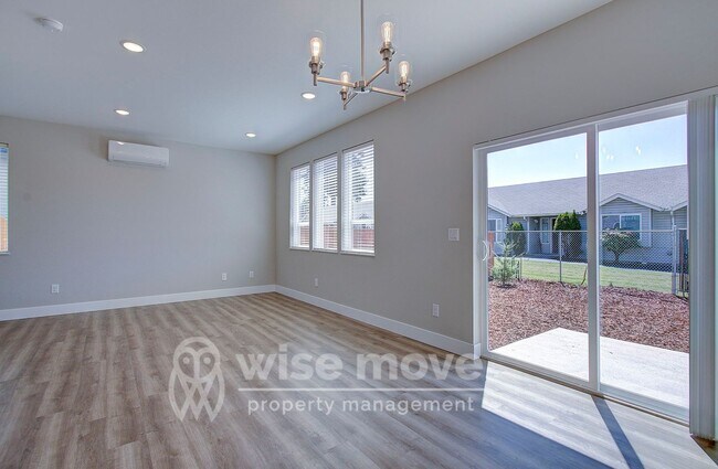 Foto del edificio - Garrison Square 3 bedroom- Brand New!