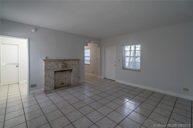 Building Photo - 320 83rd St