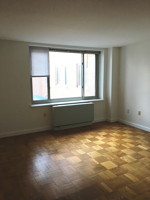 Foto principal - 30 W 20th St