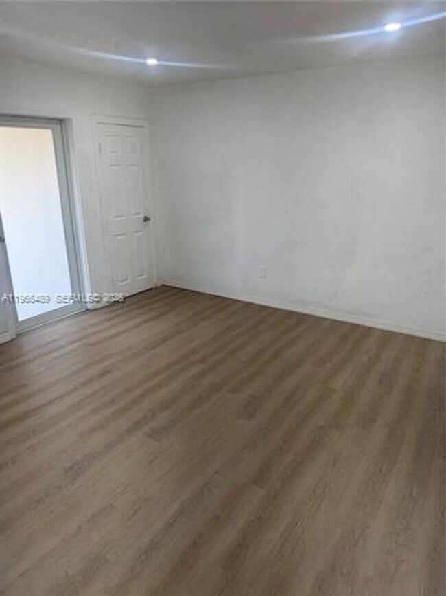Photo - 344 SW 80th Ave # 0 MIAMI, FL 33144 Apartments