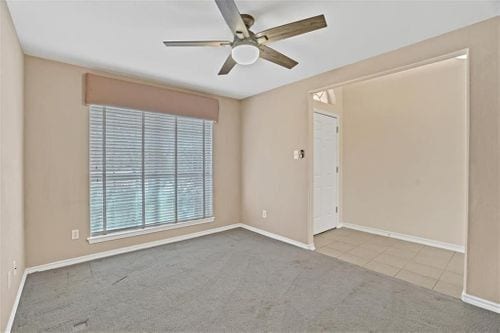 Building Photo - 100 Thornwood Rd