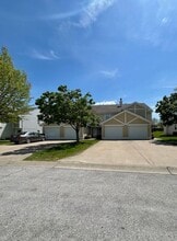 Building Photo - 4604C NE Whispering Winds Dr