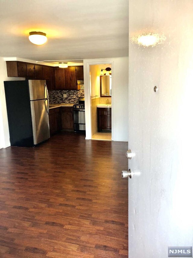 Building Photo - 310 East Homestead Avenue, Unit 11