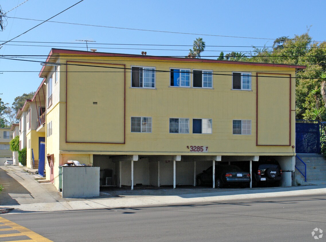 Building Photo - 3285 Overland Ave
