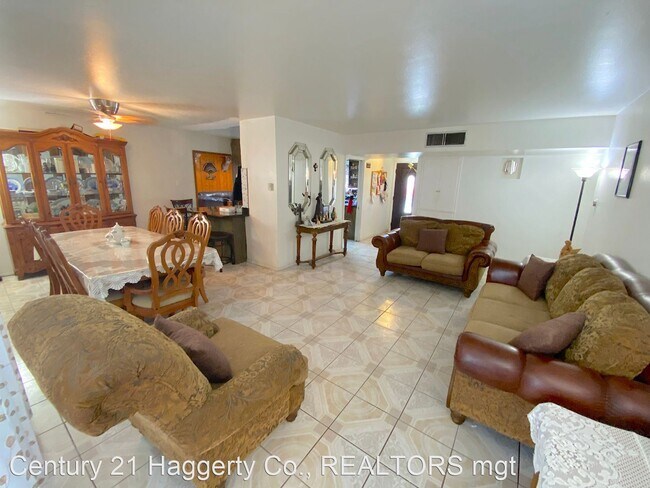 Building Photo - 4 br, 2 bath House - 4121 Larchmont