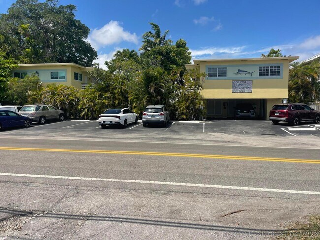 Foto del edificio - 1525 SE 15th St