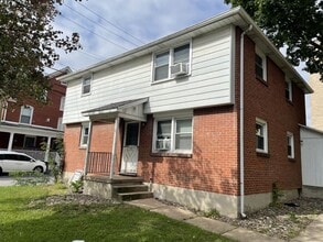 Building Photo - 419 W Beaver Ave