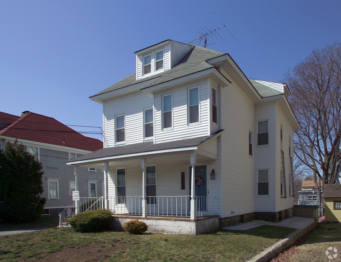 Building Photo - 114 Broadway