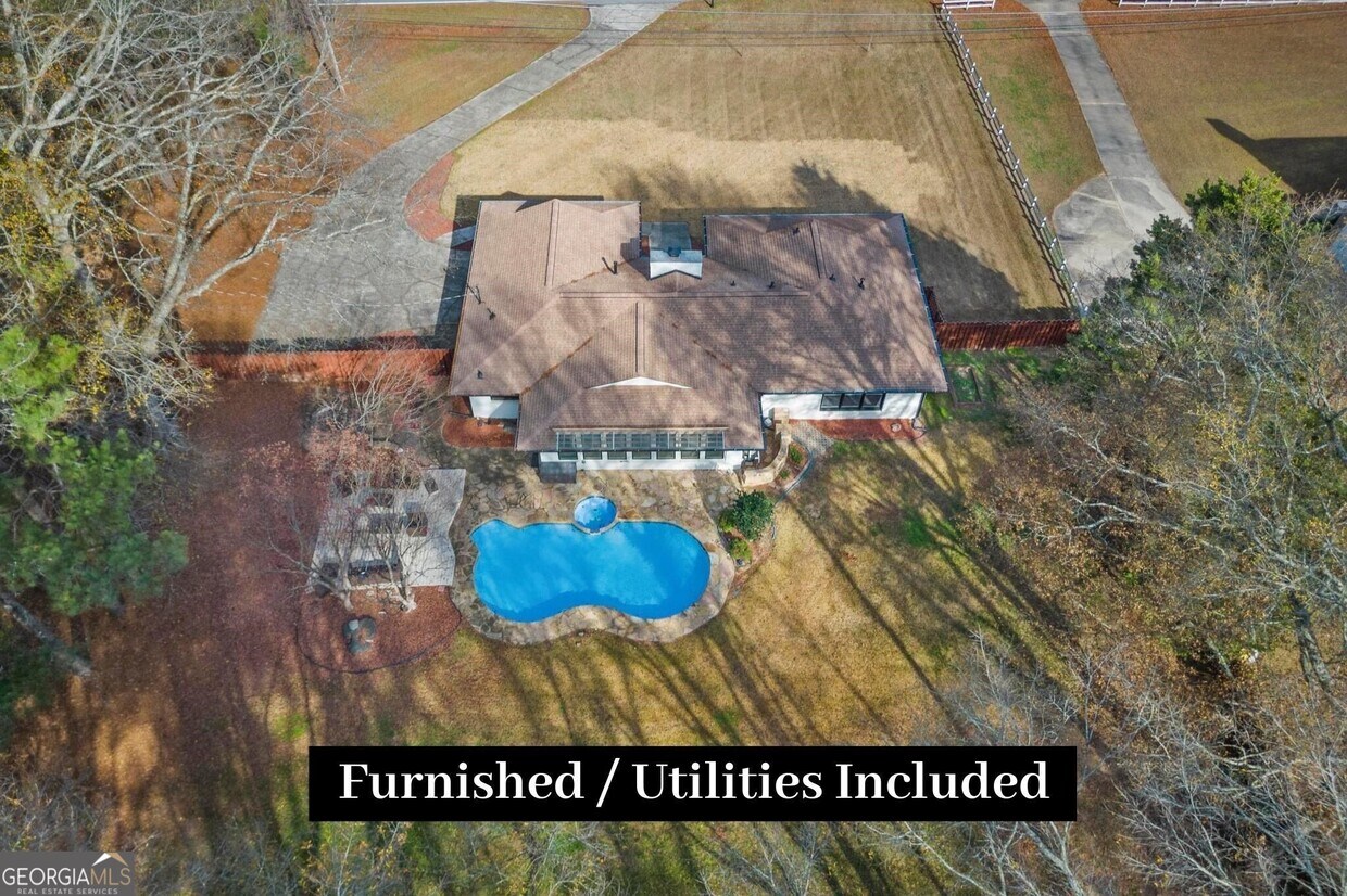 Foto principal - 558 Kenwood Rd
