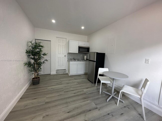 Foto del edificio - 12683 NW 10th St