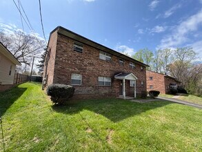 Building Photo - 1134-1134 Conley St