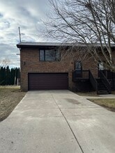 Building Photo - 3310 Spruce St