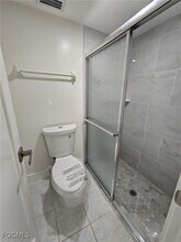 Building Photo - 521 SW 47th Terrace