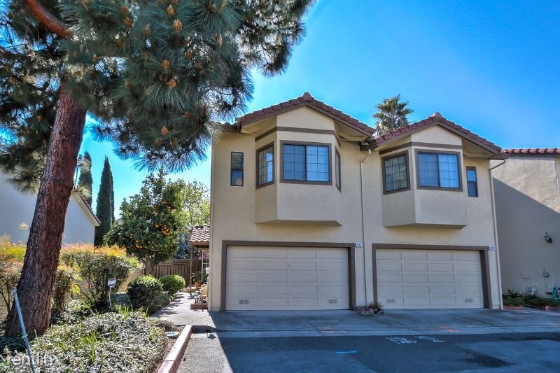 Primary Photo - 3 br, 2.5 bath Townhome - 4081 Elisa Cmn