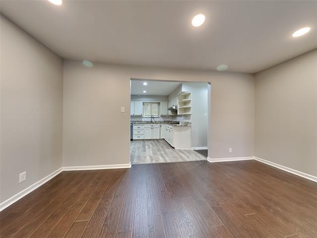Building Photo - 5813 Wedgwood Dr