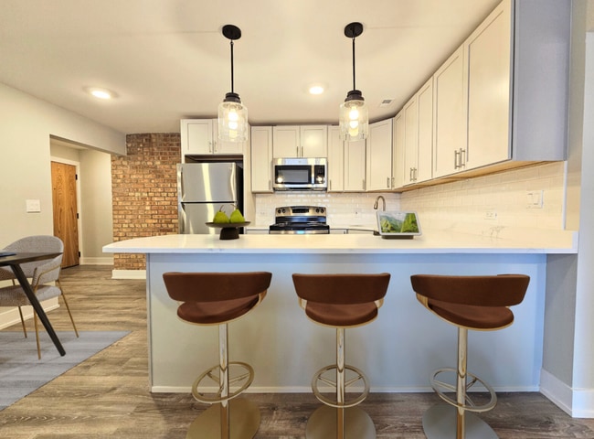 Foto del edificio - 1214 N La Salle Dr