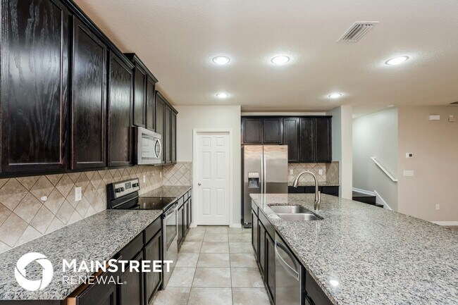 Foto del edificio - 10250 Newminster Loop