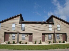 Building Photo - 455 Ponderosa Ave