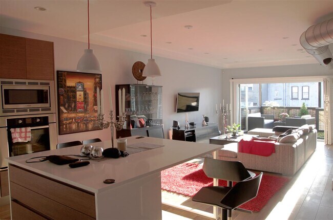 Foto del edificio - 728 Bloomfield St