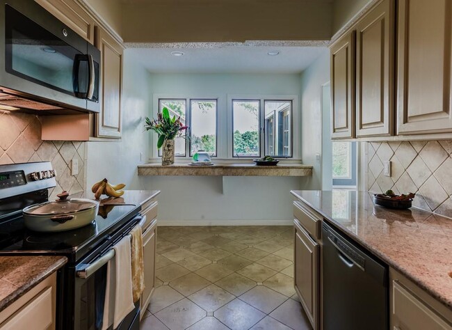 Foto del edificio - 1 Stoney Creek Cove