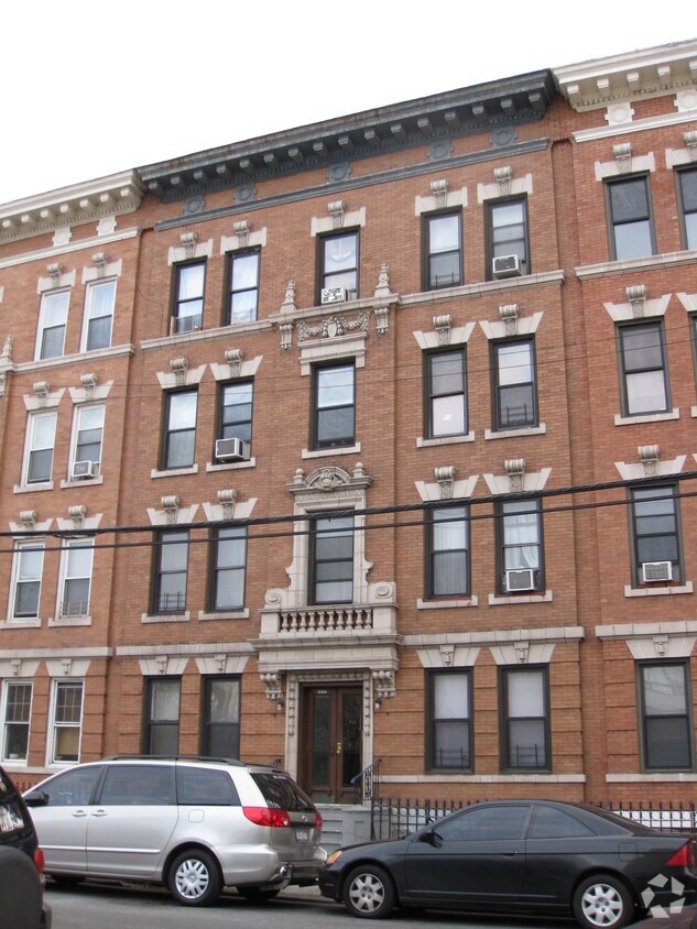 Building Photo - 34-21 37th St
