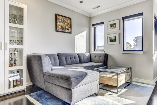 Building Photo - 1939 12th St NW