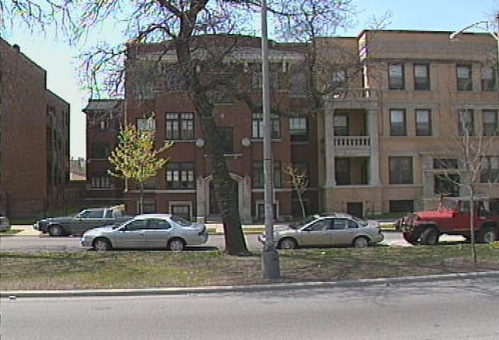 Building Photo - 3538 S King Dr